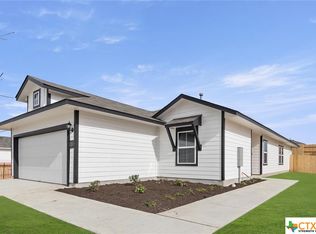 373 Jade St, Maxwell, TX 78656