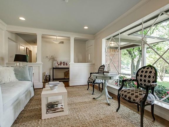 4th image of 6321 Saratoga Cir