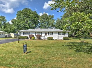 4638 E Hayden Dr, Decatur, IL 62521