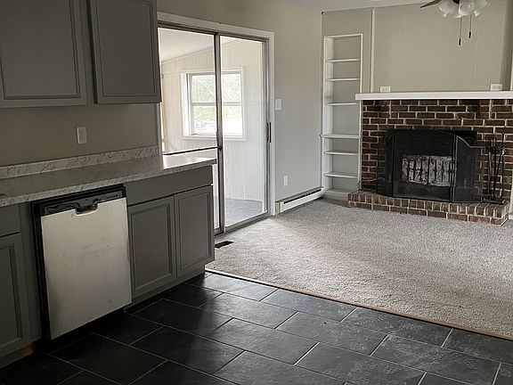 4th image of 428 Maon Rd