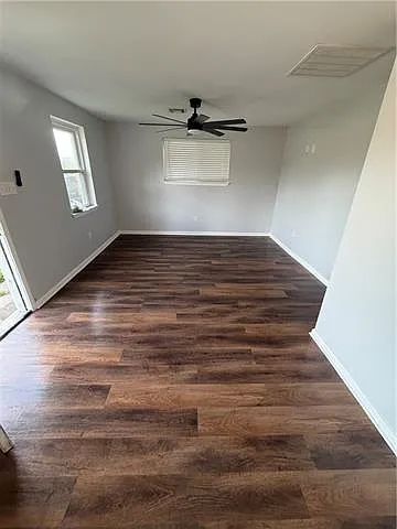 2 bed, 1.0 bath, 963 sqft, $1,500 — Photo 2