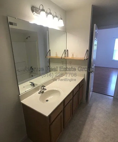 11300 Spring Creek Ln — Photo 18