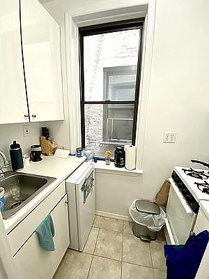 3rd image of 51 7th Ave S APT 4D
