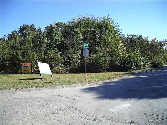 4th image of 475 Ezell Pike