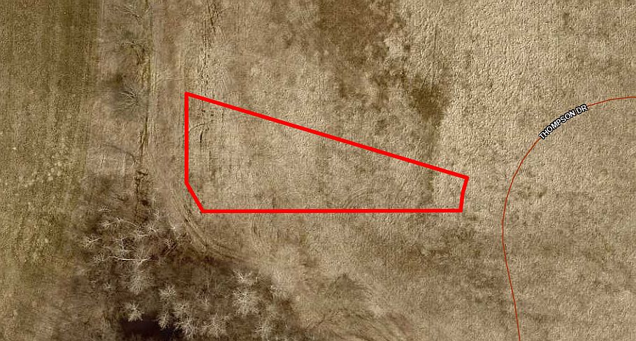 2nd image of 2973 Thompson Dr