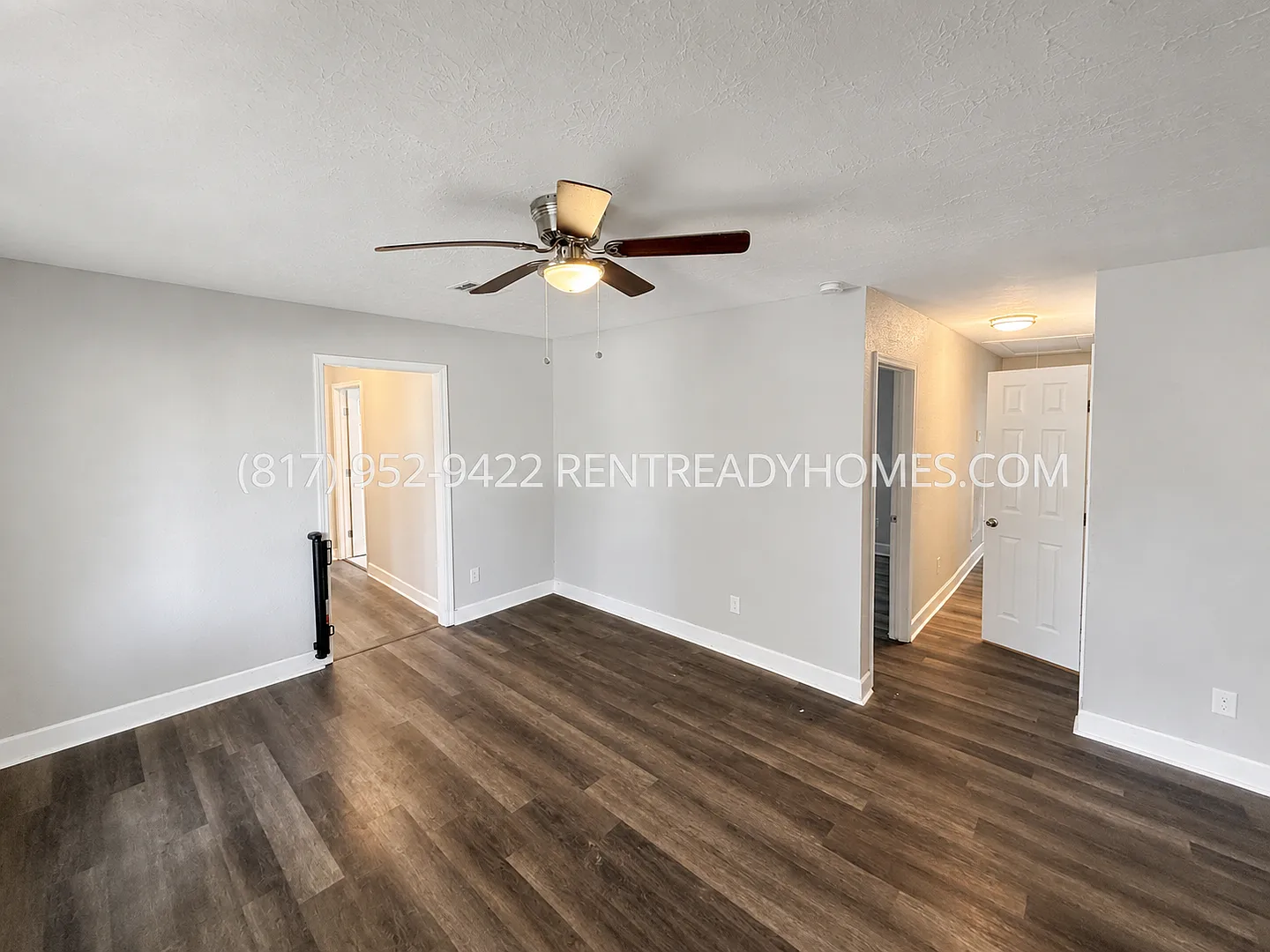1621 Locust St — Photo 3