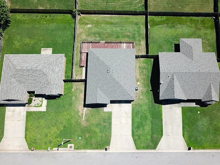 316 Apple Valley Dr — Photo 3
