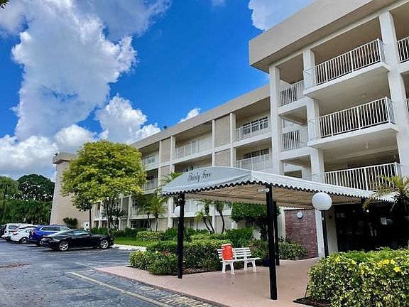 2nd image of 3151 S Palm Aire Drive #307