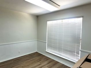 206 Sagebrush Ln, Waxahachie, TX 75165