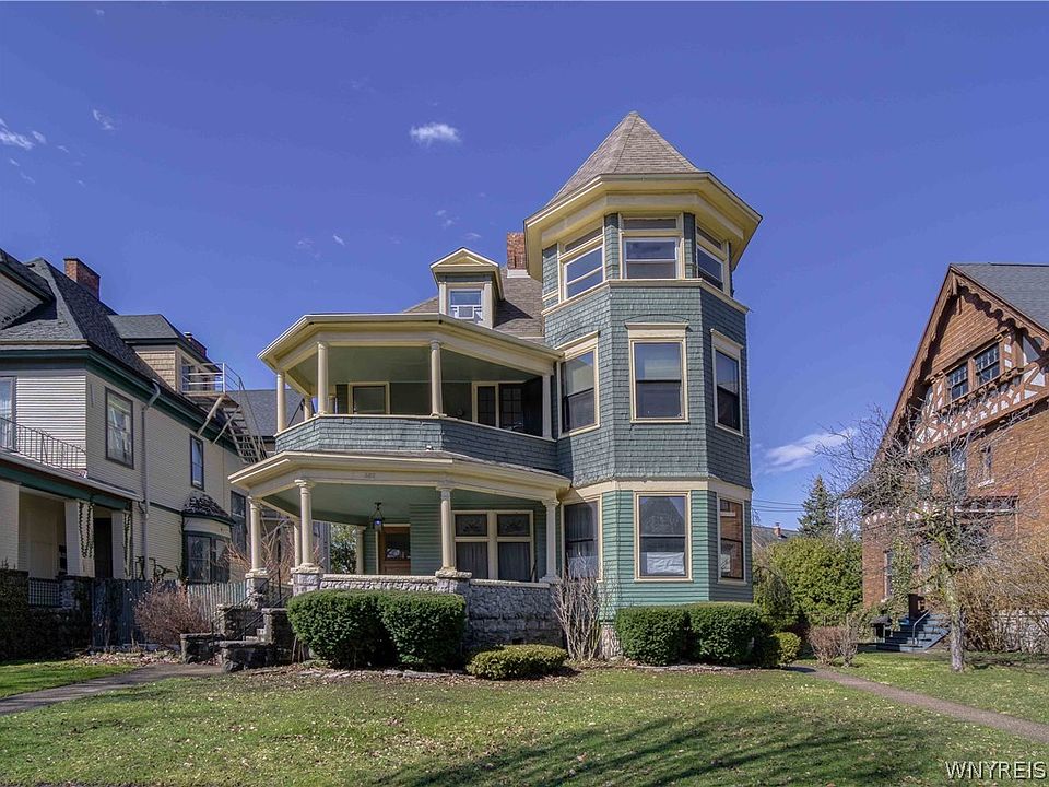 1st image of 452 Richmond Ave