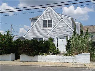 1st image of 2094 Pacific Blvd