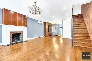 Rented by Bond New York