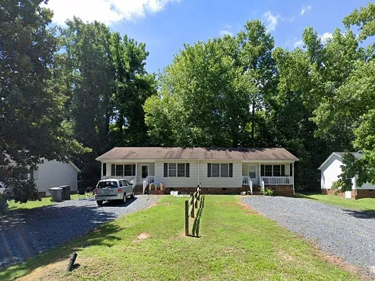 308 Poplar St — Photo 9