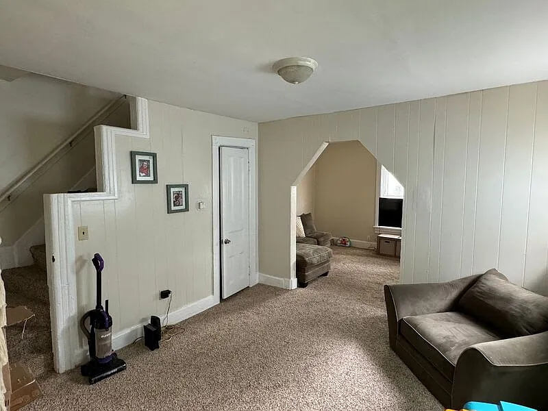 106 Cottage St