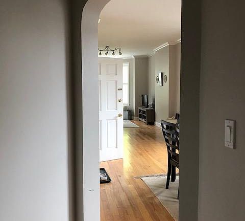 5th image of 1844 N Lincoln Ave APT 2
