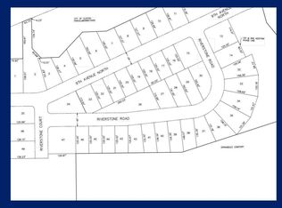 873 9th Ave N, Clinton, IA 52732