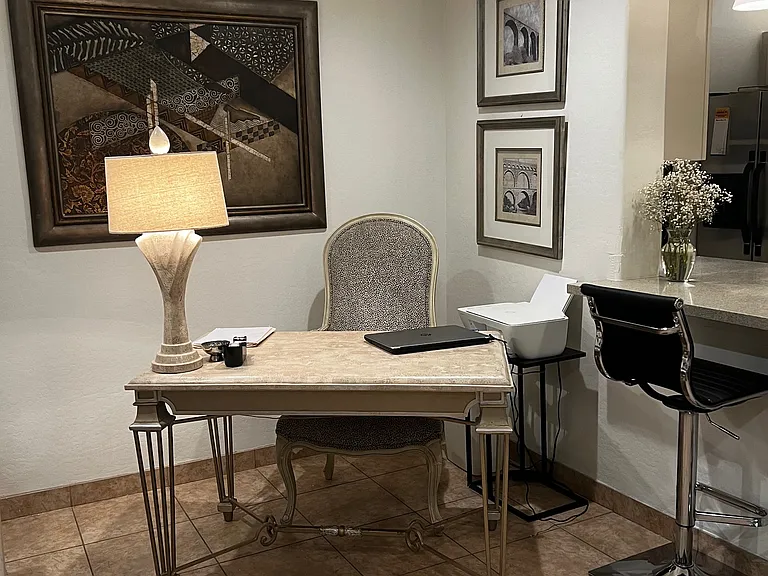 Office area in perfect space