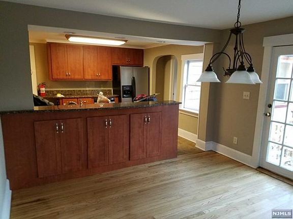 5th image of 60 Debaun Ave Unit 1S