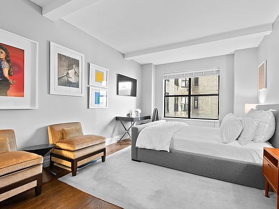 2nd image of 225 Central Park N Unit 511