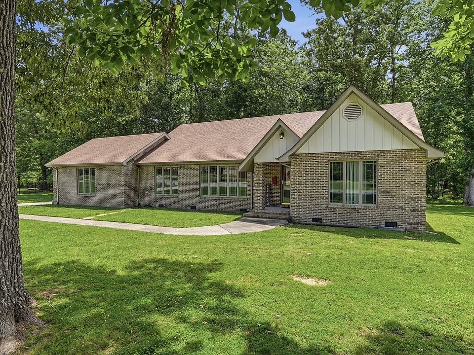 1st image of 203 Woodson Dr