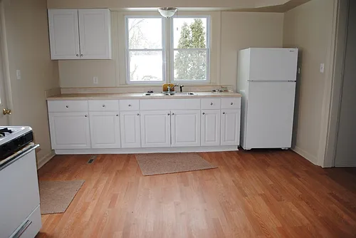 221 S Shiawassee St Photo 1