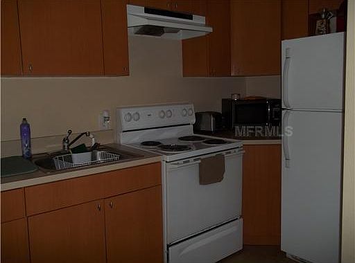 2nd image of 611 S Delaware Ave APT A