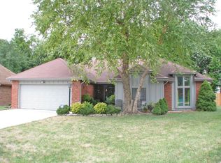 3021 S Oak Ave, Springfield, MO 65804