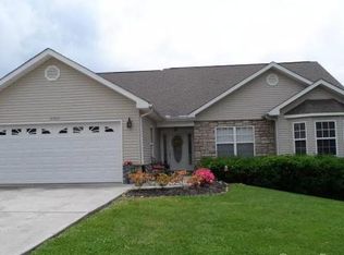 2223 Red Bank Cir, Sevierville, TN 37876
