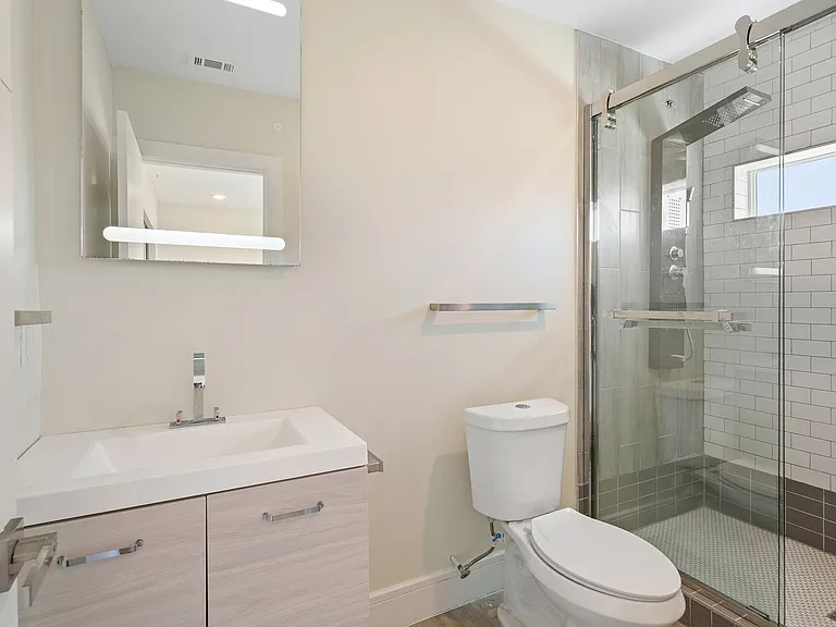 4625 Virginia Ave — Photo 10