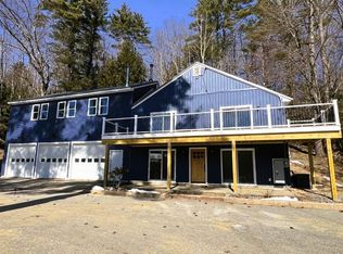 294 Reservoir Dr, Weare, NH 03281