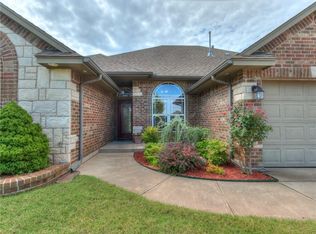 760 W Prairie Way, Mustang, OK 73064
