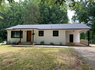 210 Park Rd, Mount Holly, NC 28120