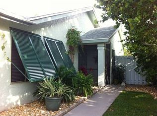 9708 Sunny Isles Cir, Boca Raton, FL 33428