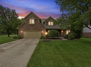 8749 N Port Cir, Indianapolis, IN 46236