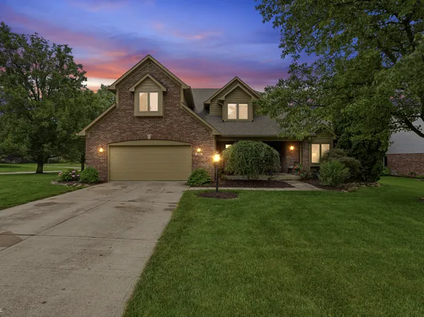 8749 N Port Cir, Indianapolis, IN 46236