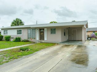 724 Date Palm Dr, Lake Park, FL 33403