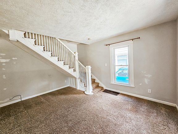 5th image of 24 N Norwood Ave