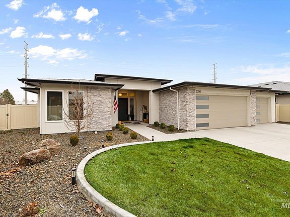 2nd image of 2250 S Steichen Way