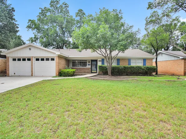 3811 63rd Dr, Lubbock, TX 79413