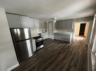 85 Elm St APT 4, Milford, NH 03055