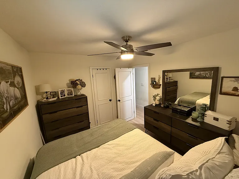 2372 Lakewood Dr NW — Photo 12