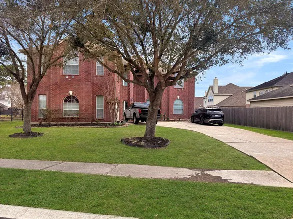 19414 Countryroad Dr, Spring, TX 77388