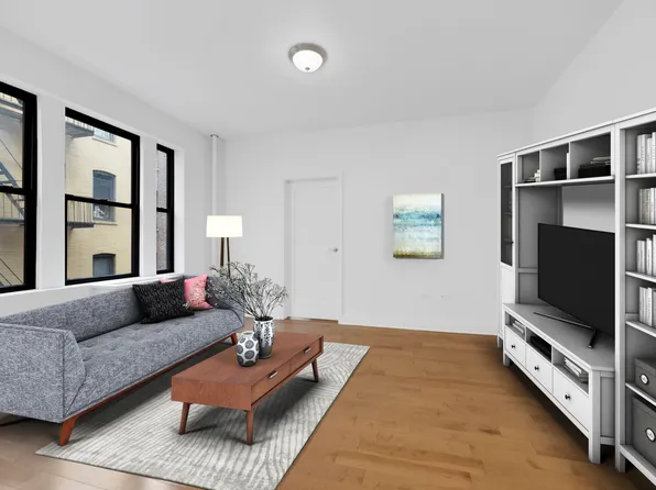 385 Fort Washington Avenue image 1 of 7