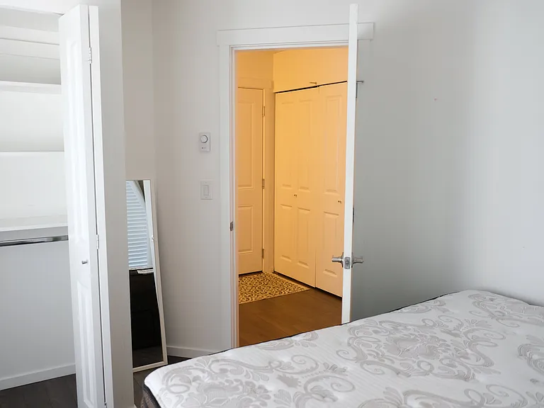 136a St — Photo 4