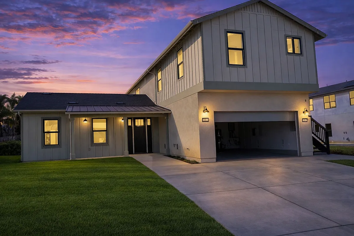 Building Photo - 1447 Olive Ave #2