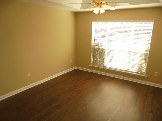 92 Mosswood Ct — Photo 7