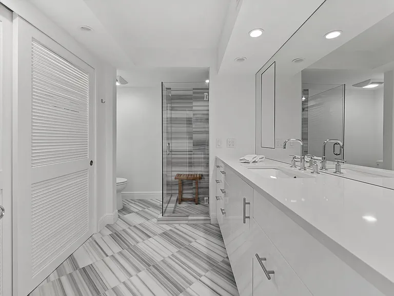 100 Sunrise Ave #212 — Photo 13