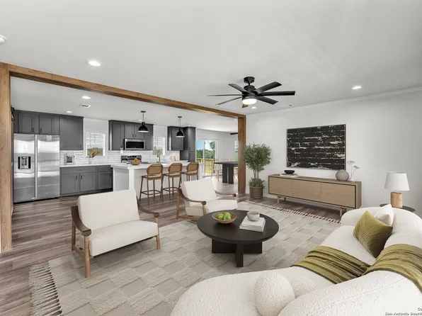 817 Rossville Rd, Somerset, TX 78069