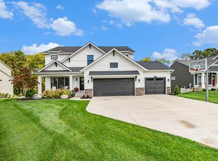12364 Apple Cart Ln, Lowell, MI 49331