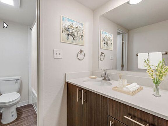 3rd image of 5820 S Windermere St #438